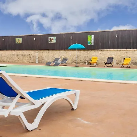 In With Heated Swimming Pool * Lonnes